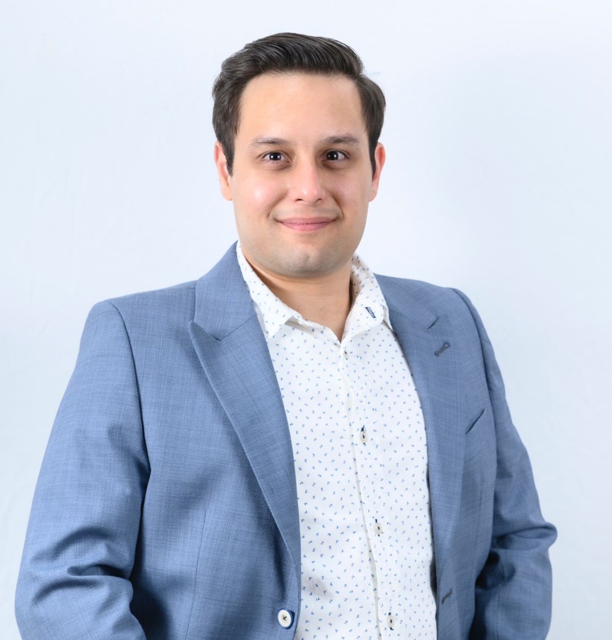 Daniel Roiz Walss headshot